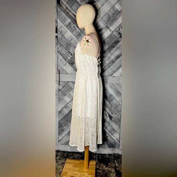 BCBGENERATION NWT MIDI DRESS OPTIC WHITE - Picture 10 of 13